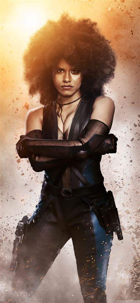 Jul 31, 2017 · The sight of Zazie Beetz as Domino on Monday morning was a sign that the antihero could play a larger role in the follow-up to Ryan Reynolds’ superhero comedy Deadpool than originally believed ... 